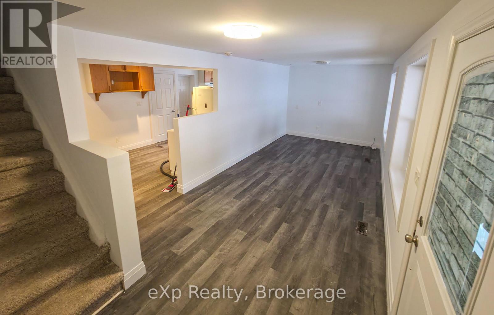 20 High Street, Mapleton, Ontario  N0G 1P0 - Photo 9 - X12719260