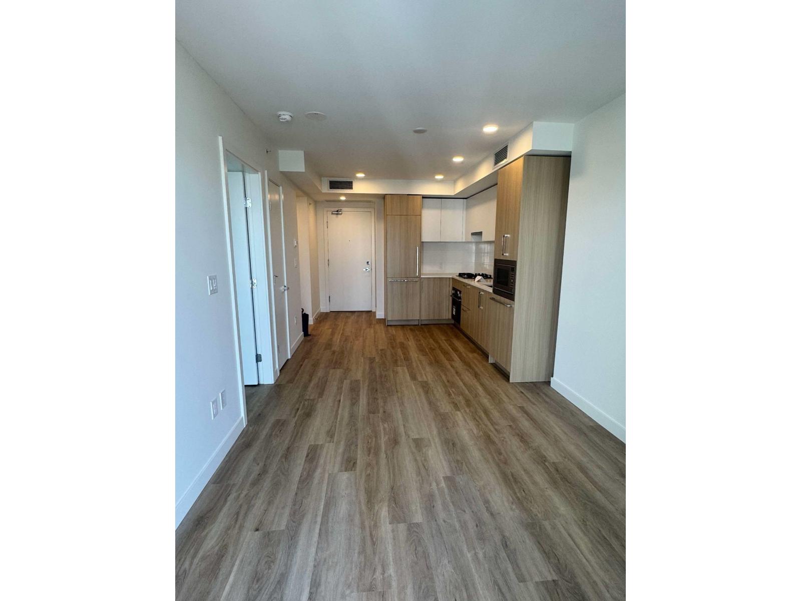 2008 9675 King George Boulevard, Surrey, British Columbia  V3T 0T7 - Photo 5 - R3073427