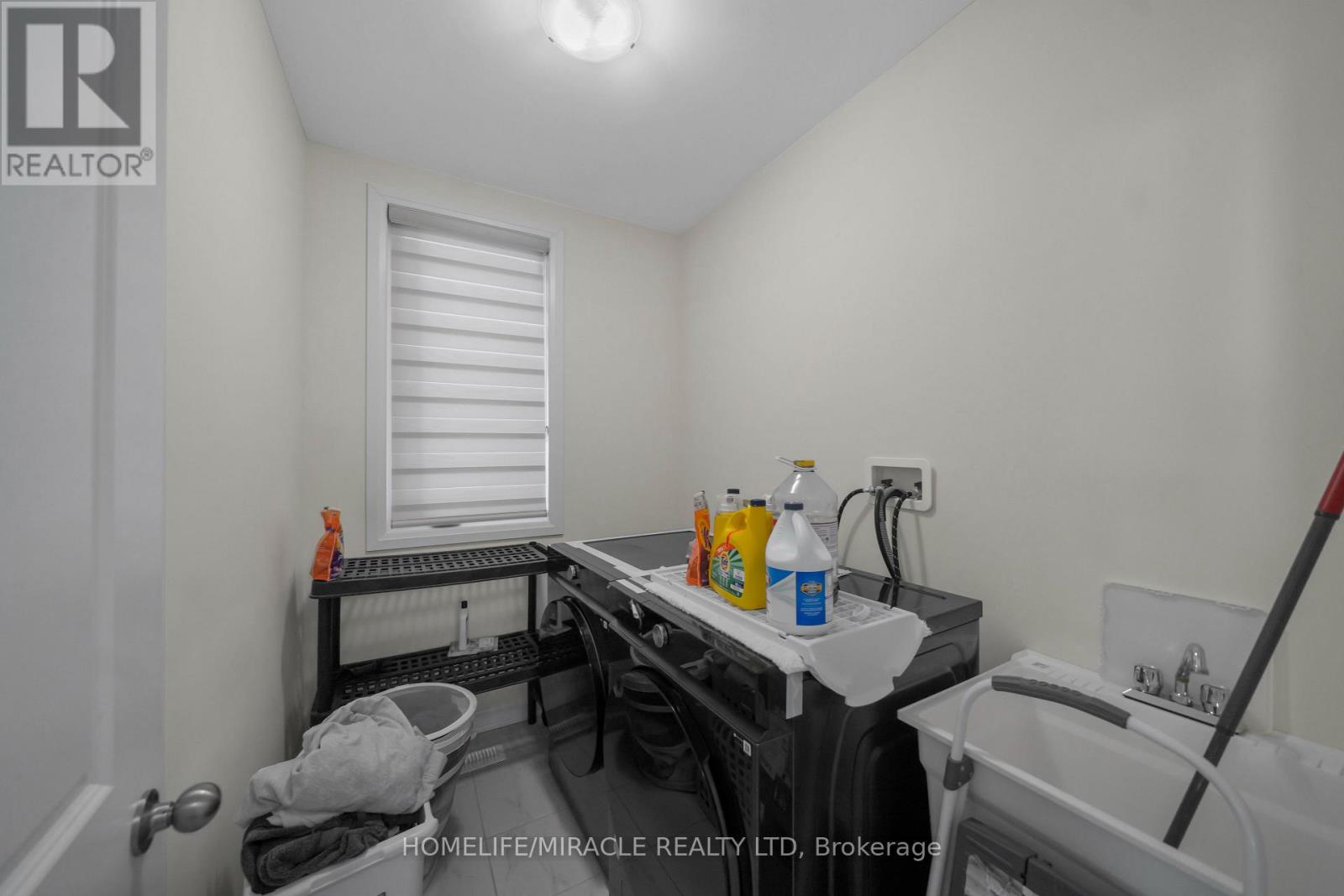 80 Golf Links Drive, Loyalist, Ontario  K0H 1G0 - Photo 26 - X12539222