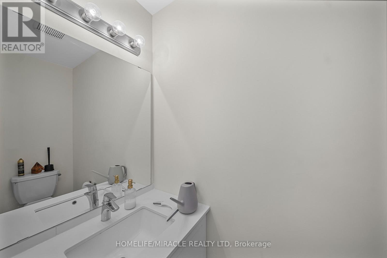 80 Golf Links Drive, Loyalist, Ontario  K0H 1G0 - Photo 35 - X12539222