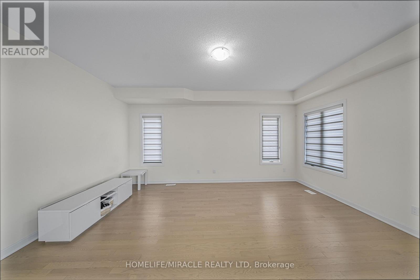 80 Golf Links Drive, Loyalist, Ontario  K0H 1G0 - Photo 27 - X12539222