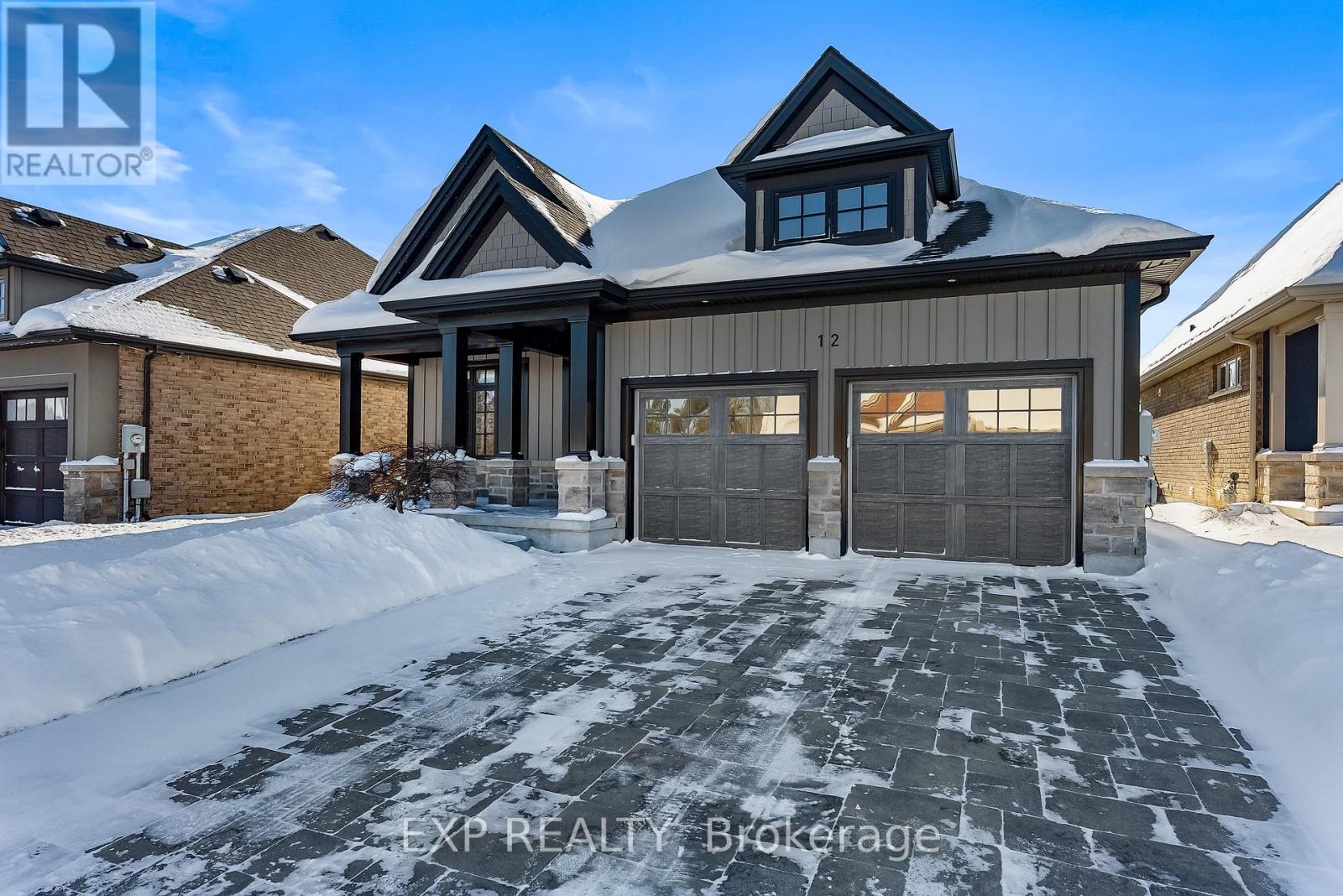 12 Rosewood Crescent, Pelham (Fonthill), Ontario  L0S 1E6 - Photo 3 - X12719250