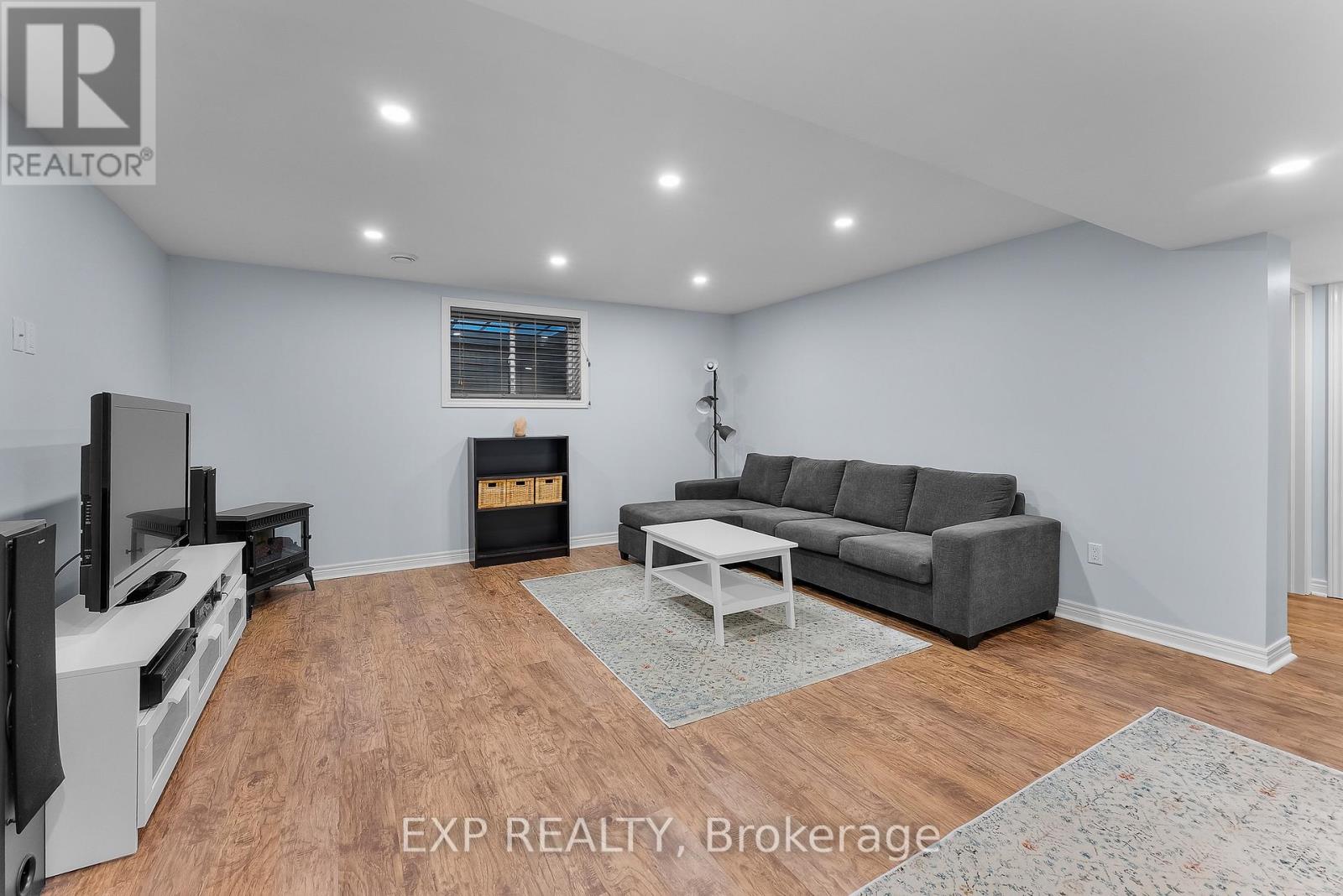 12 Rosewood Crescent, Pelham (Fonthill), Ontario  L0S 1E6 - Photo 36 - X12719250