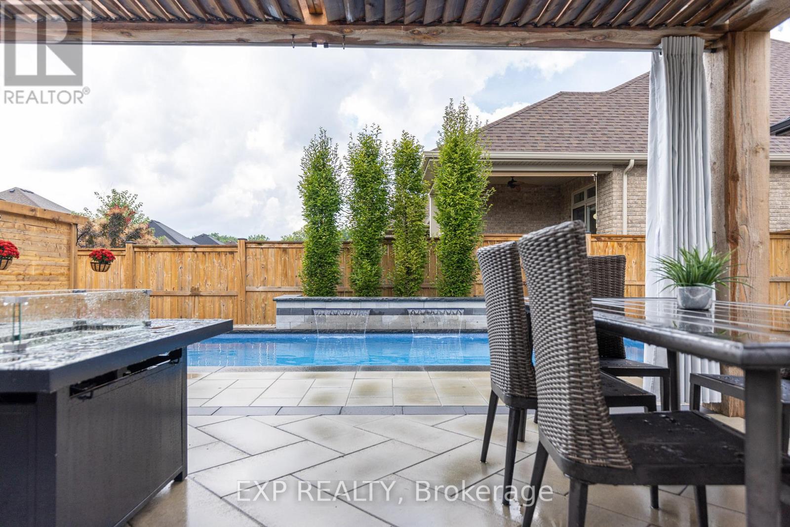 12 Rosewood Crescent, Pelham (Fonthill), Ontario  L0S 1E6 - Photo 48 - X12719250