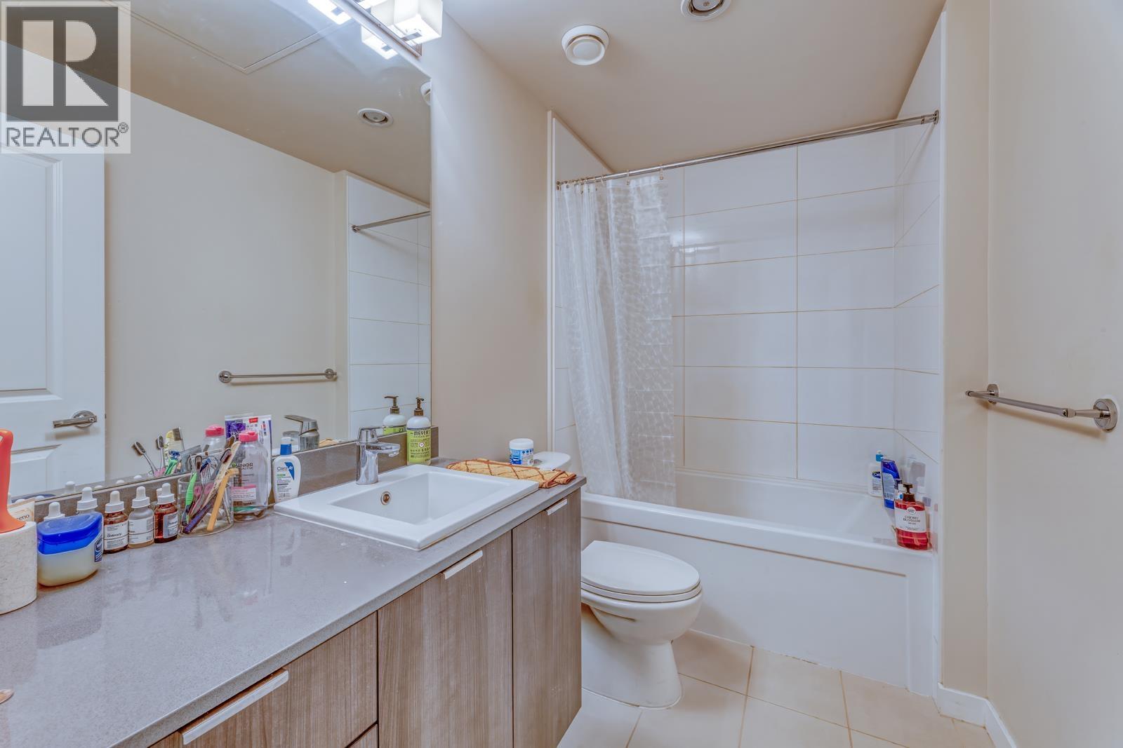 201 9877 University Crescent, Burnaby, British Columbia  V5A 0E5 - Photo 8 - R3082080