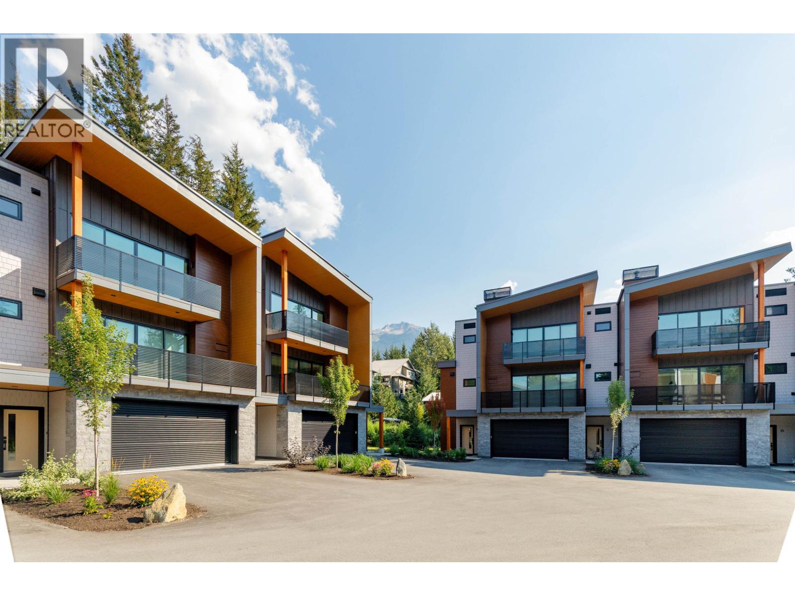 16 2077 Garibaldi Way, Whistler, British Columbia  V0N 1B2 - Photo 2 - R3082087