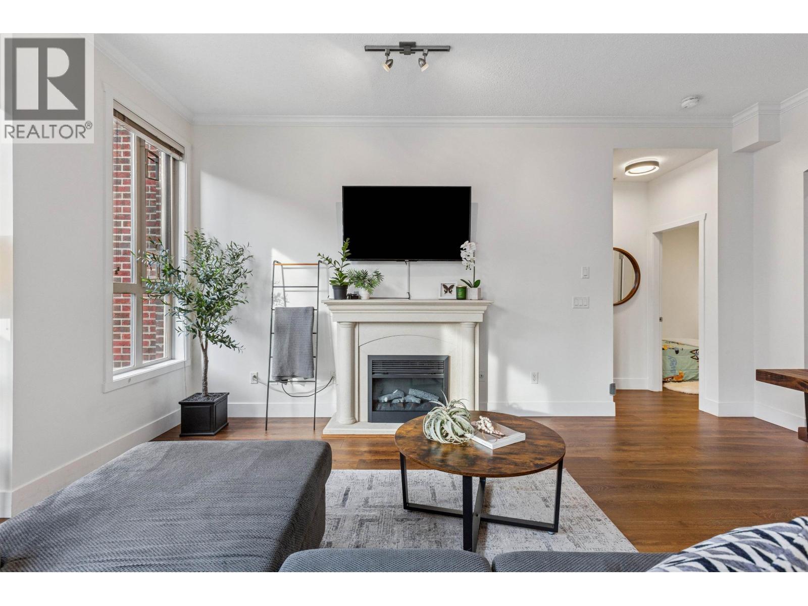 104 2628 Maple Street, Port Coquitlam, British Columbia  V3C 0E2 - Photo 3 - R3082099