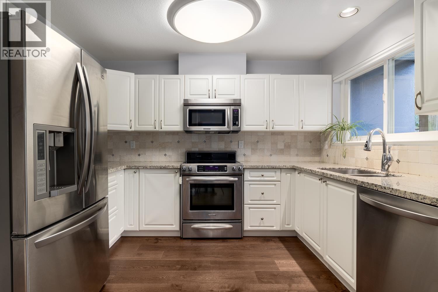 6 258 W 14th Street, North Vancouver, British Columbia  V7M 1P3 - Photo 10 - R3082107