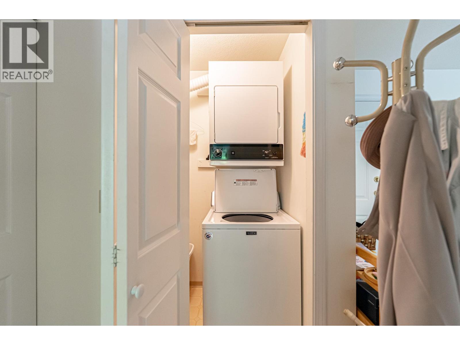 310 6737 Station Hill Court, Burnaby, British Columbia  V3N 4V2 - Photo 15 - R3082127