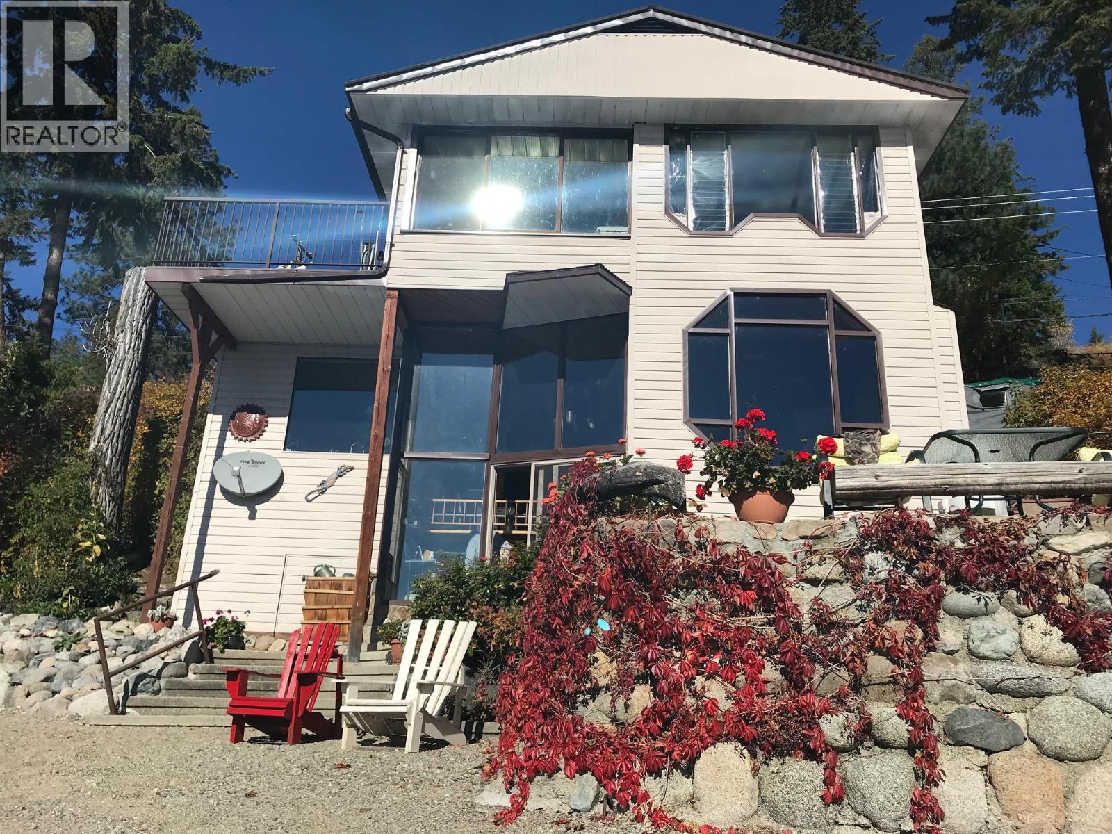 125 Brown Road, Christina Lake, British Columbia