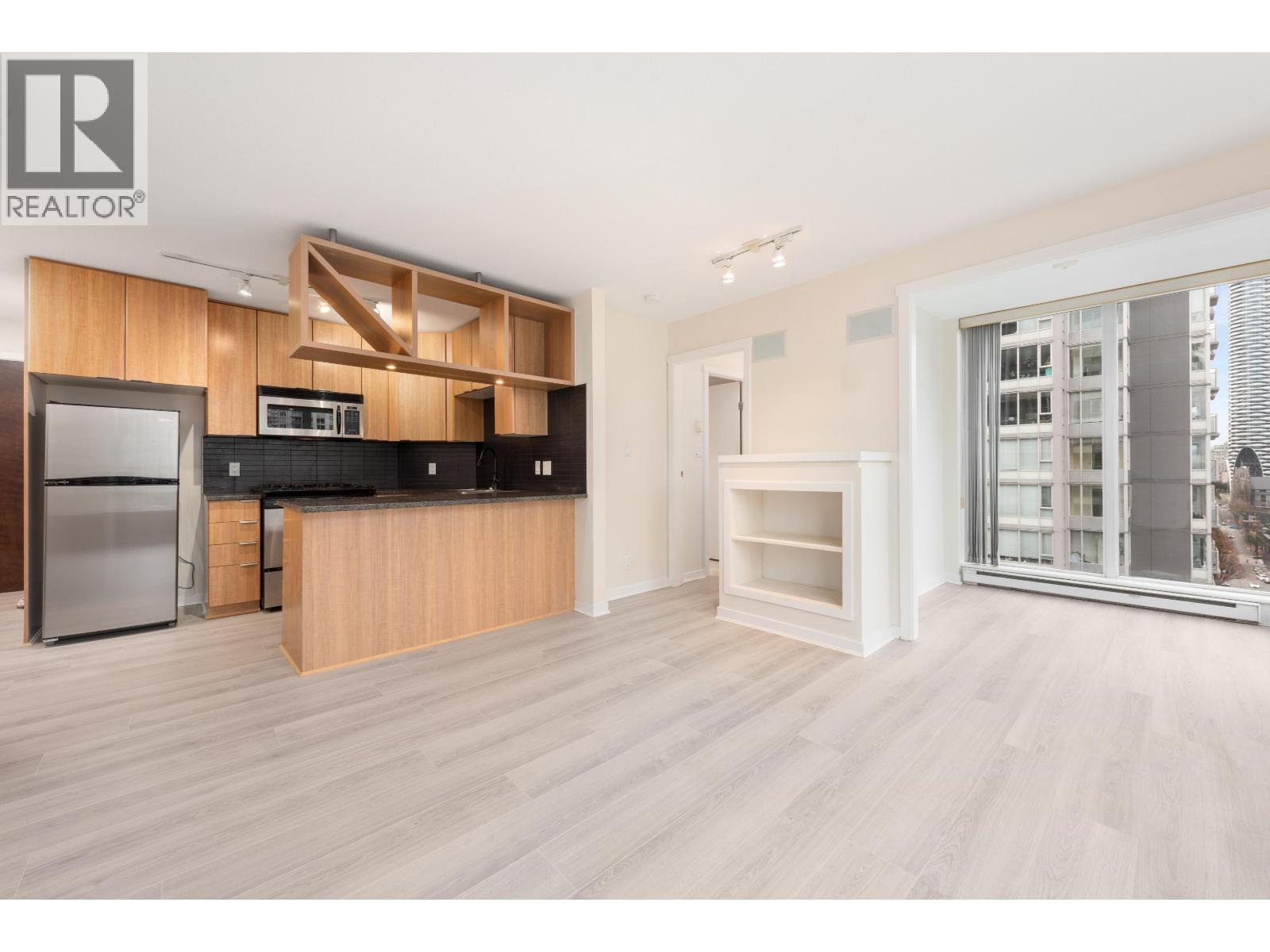 1902 1010 Richards Street, Vancouver, British Columbia V6B 1G2 - Photo 5 - R3081979