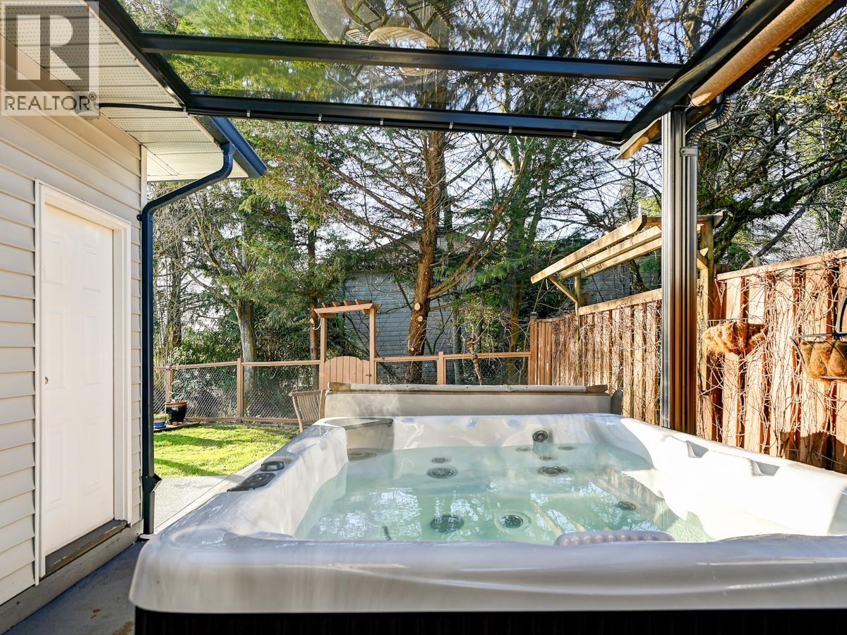 2837 Mccoomb Drive, Coquitlam, British Columbia  V3B 6L2 - Photo 29 - R3082100