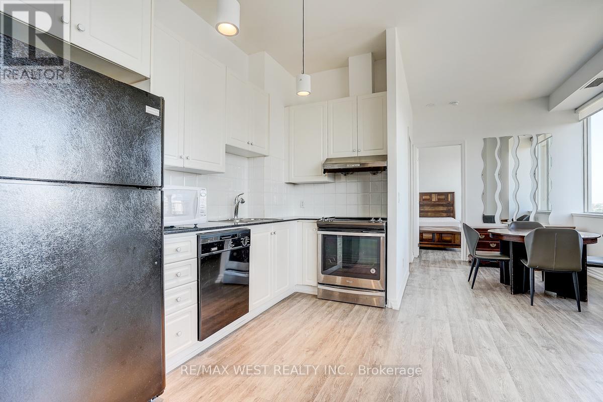 1001 - 797 Don Mills Road, Toronto, Ontario M3C 1V1 - Photo 7 - C12719254