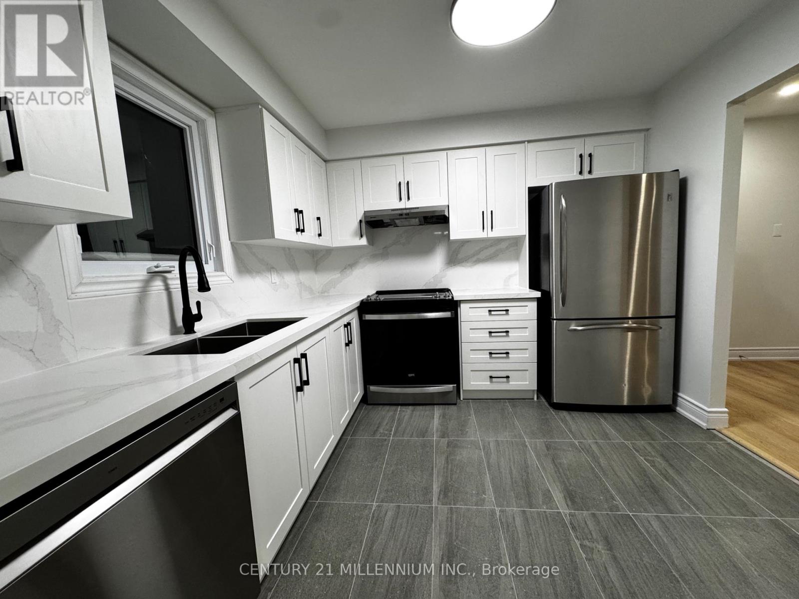 131 Edelwild Drive, Orangeville, Ontario  L9W 3H9 - Photo 10 - W12659632