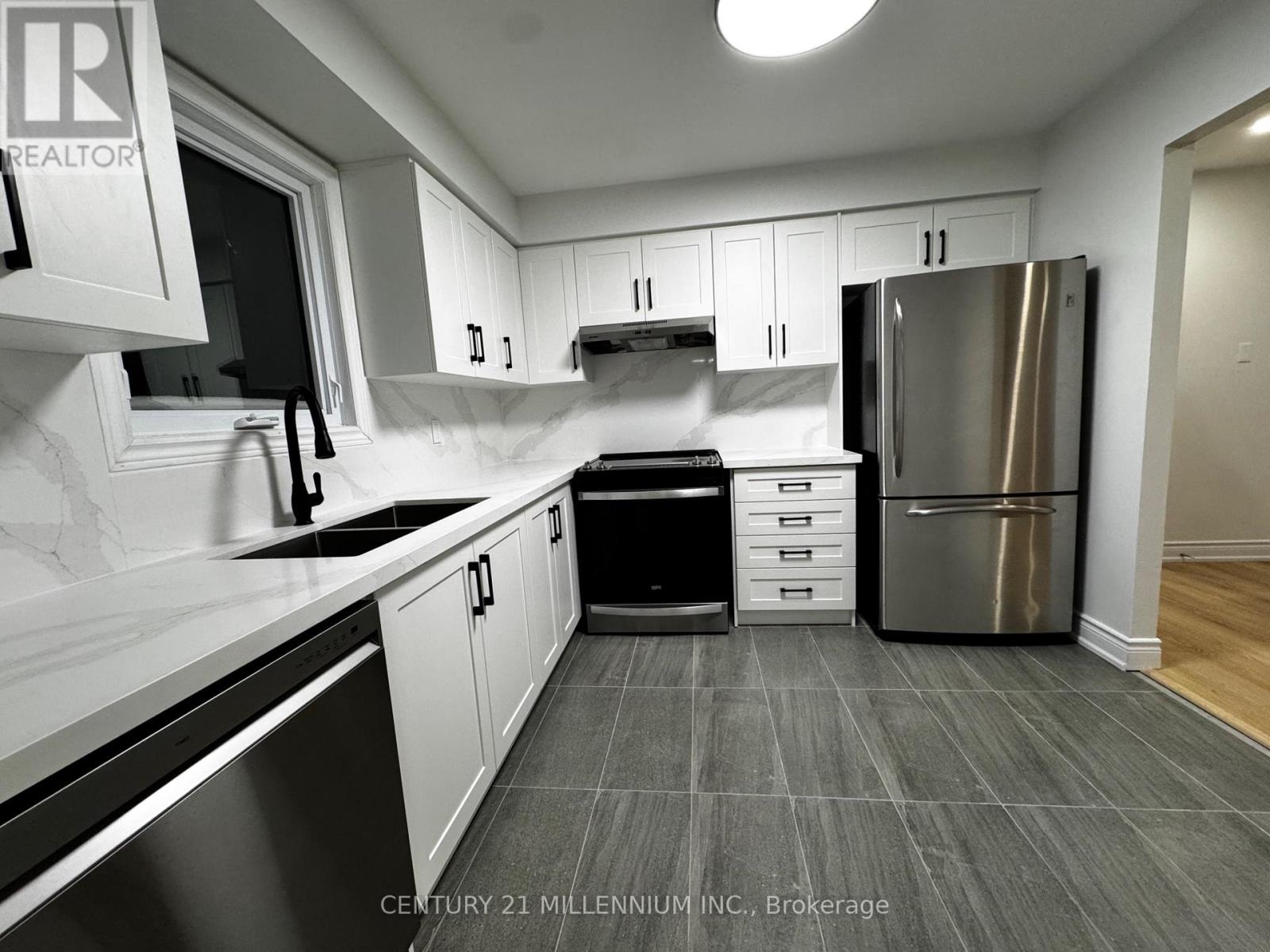 131 Edelwild Drive, Orangeville, Ontario  L9W 3H9 - Photo 9 - W12659632