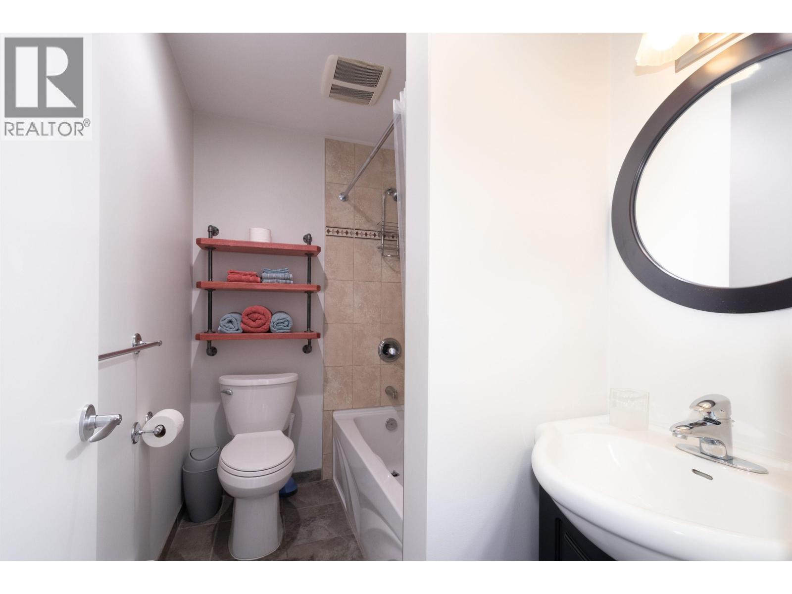 2341 Panorama Drive, North Vancouver, British Columbia  V7G 1V4 - Photo 37 - R3081898