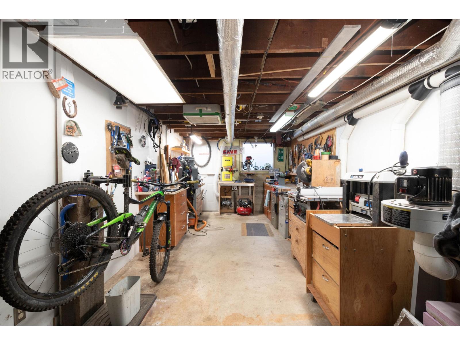 2341 Panorama Drive, North Vancouver, British Columbia  V7G 1V4 - Photo 25 - R3081898