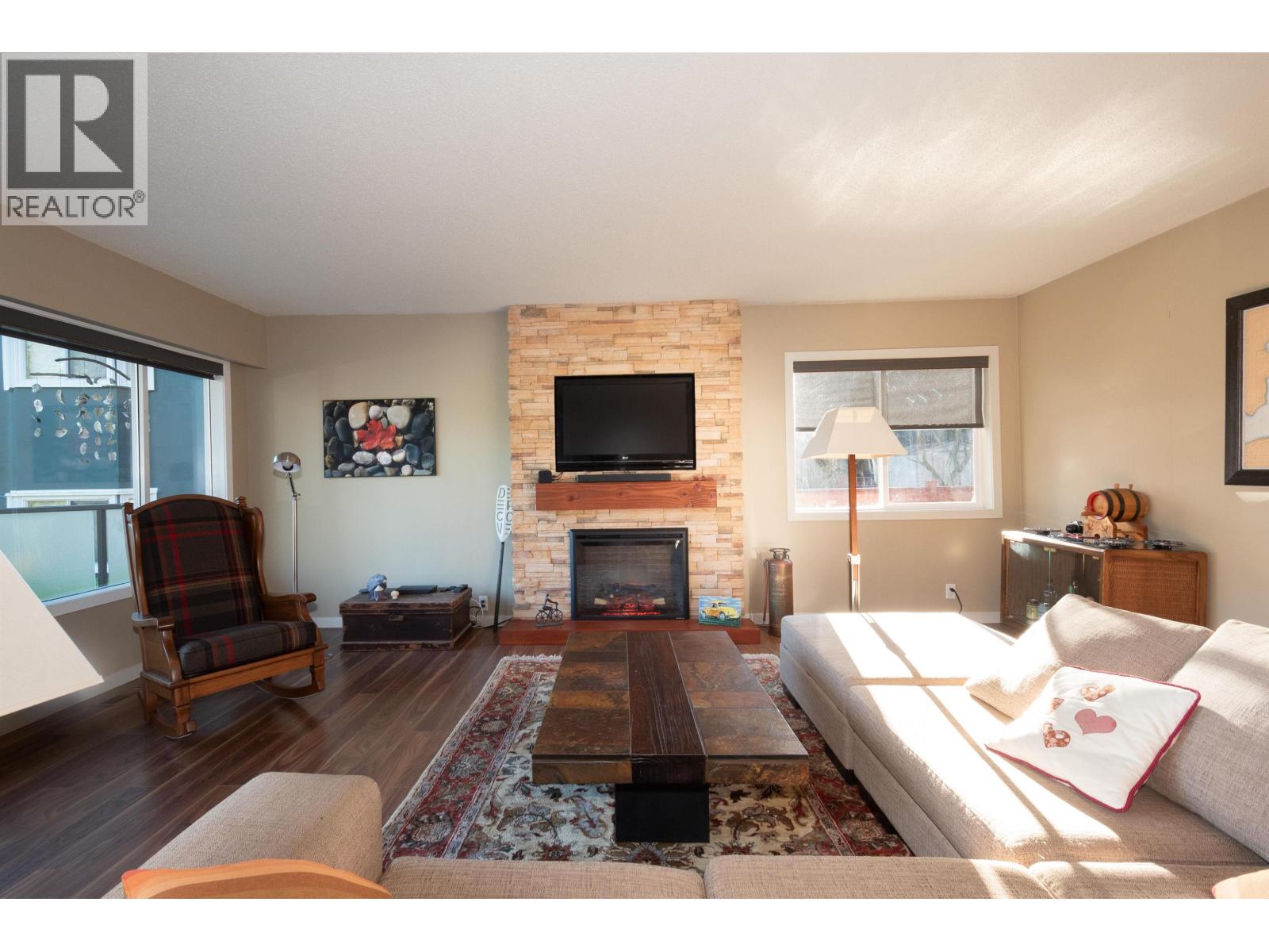 2341 Panorama Drive, North Vancouver, British Columbia  V7G 1V4 - Photo 7 - R3081898