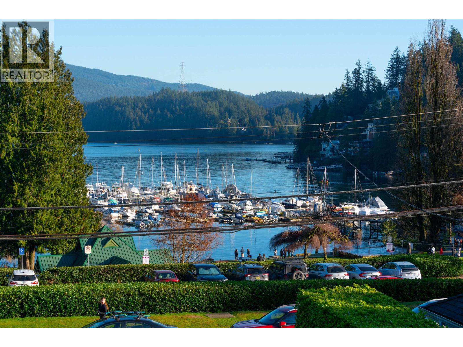 2341 Panorama Drive, North Vancouver, British Columbia  V7G 1V4 - Photo 5 - R3081898