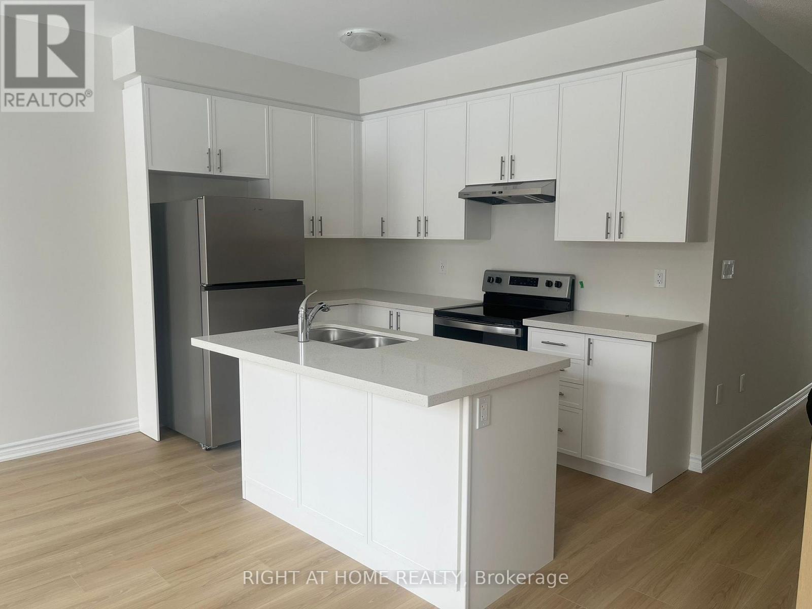 79 Watts Drive, Kawartha Lakes, Ontario  K9V 5V4 - Photo 3 - X12719240