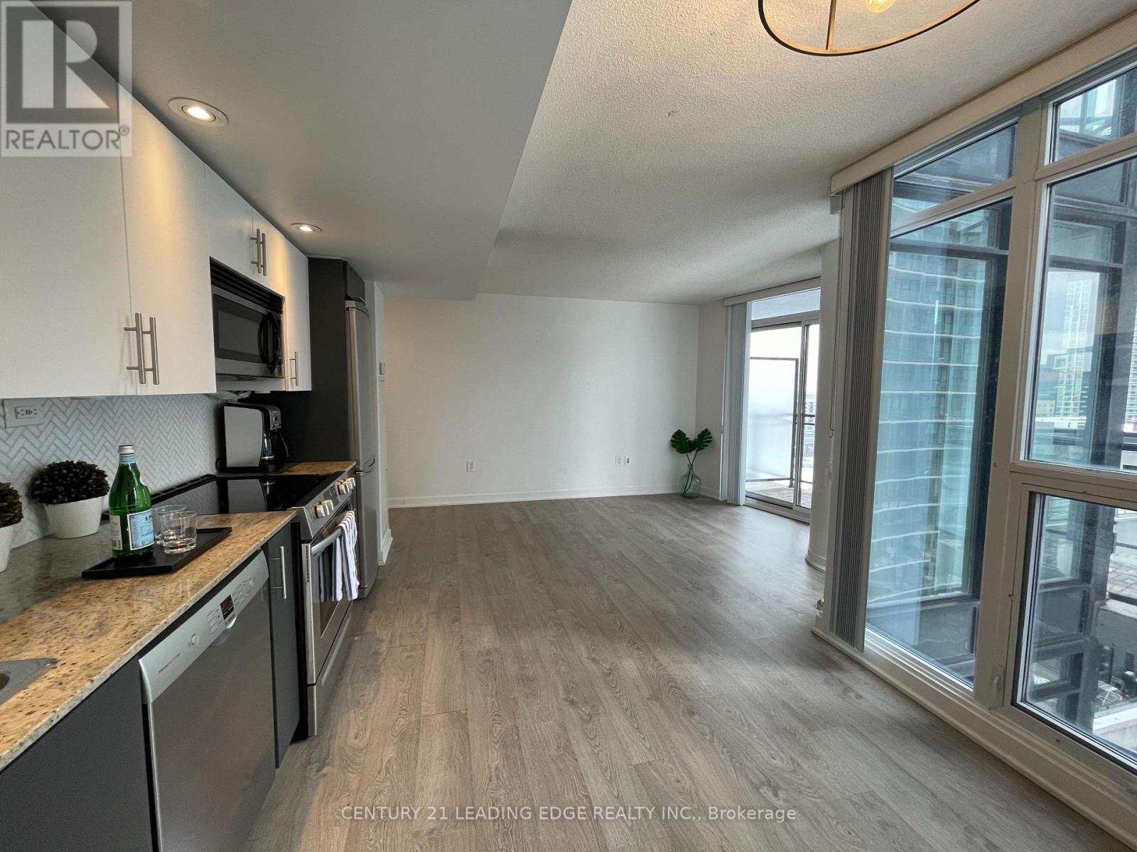 1209 - 8 Telegram Mews, Toronto, Ontario  M5V 3Z5 - Photo 5 - C12718030