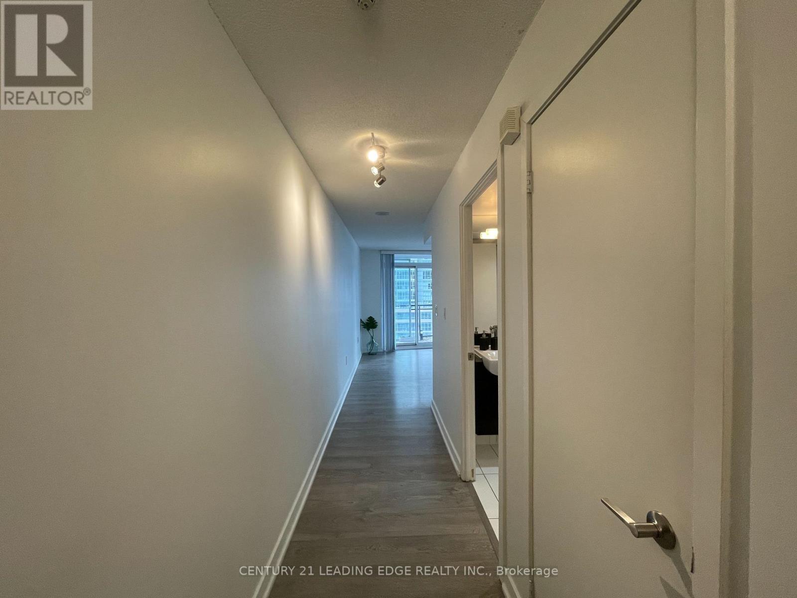1209 - 8 Telegram Mews, Toronto, Ontario  M5V 3Z5 - Photo 17 - C12718030