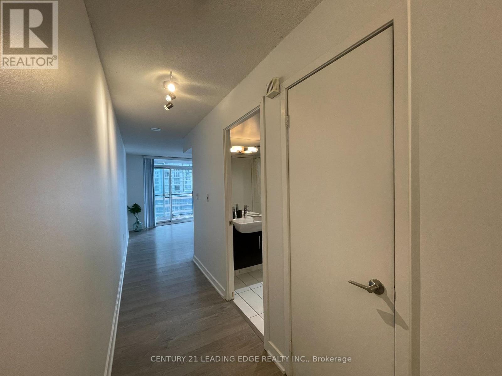 1209 - 8 Telegram Mews, Toronto, Ontario  M5V 3Z5 - Photo 16 - C12718030