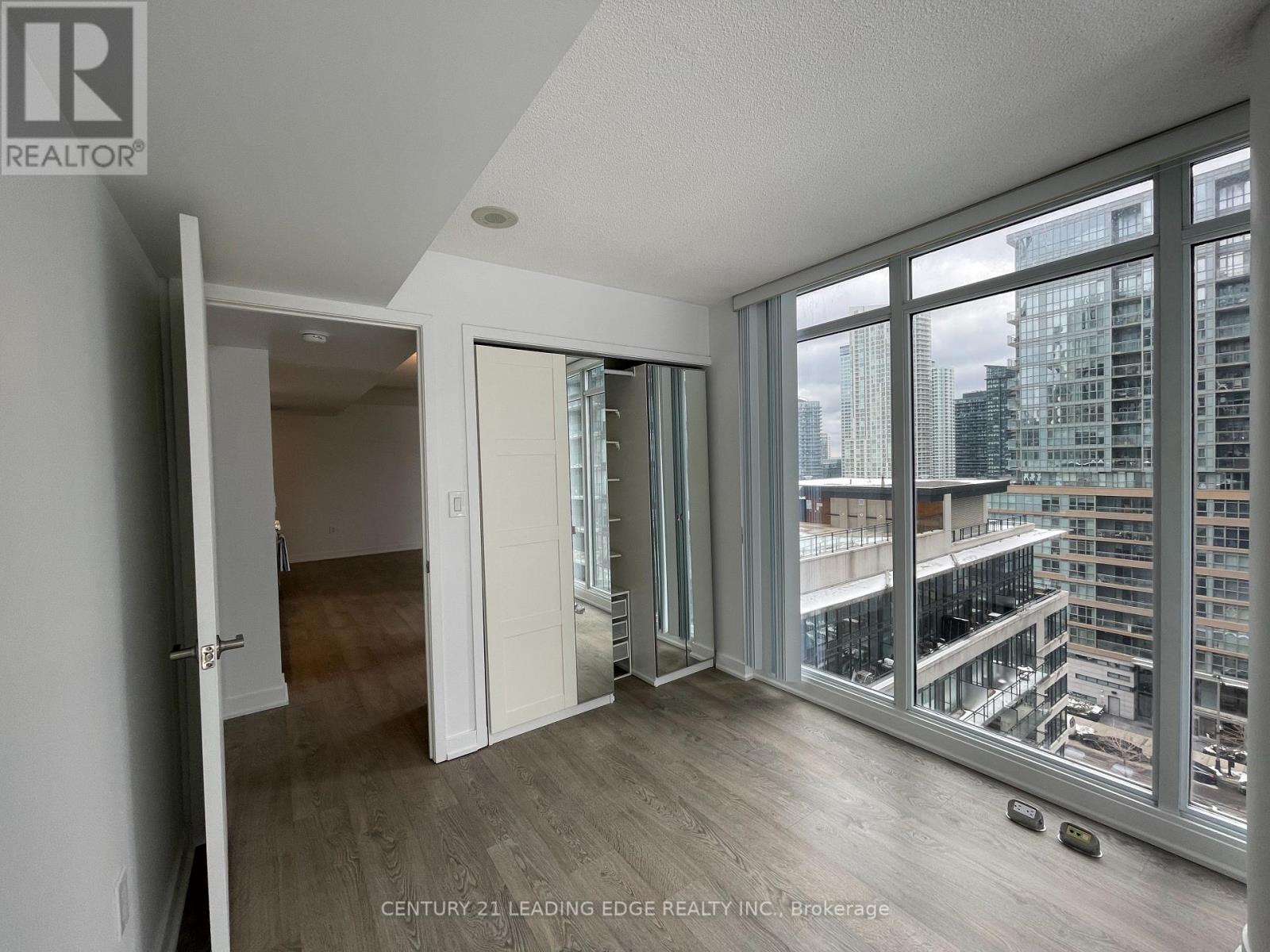 1209 - 8 Telegram Mews, Toronto, Ontario  M5V 3Z5 - Photo 8 - C12718030