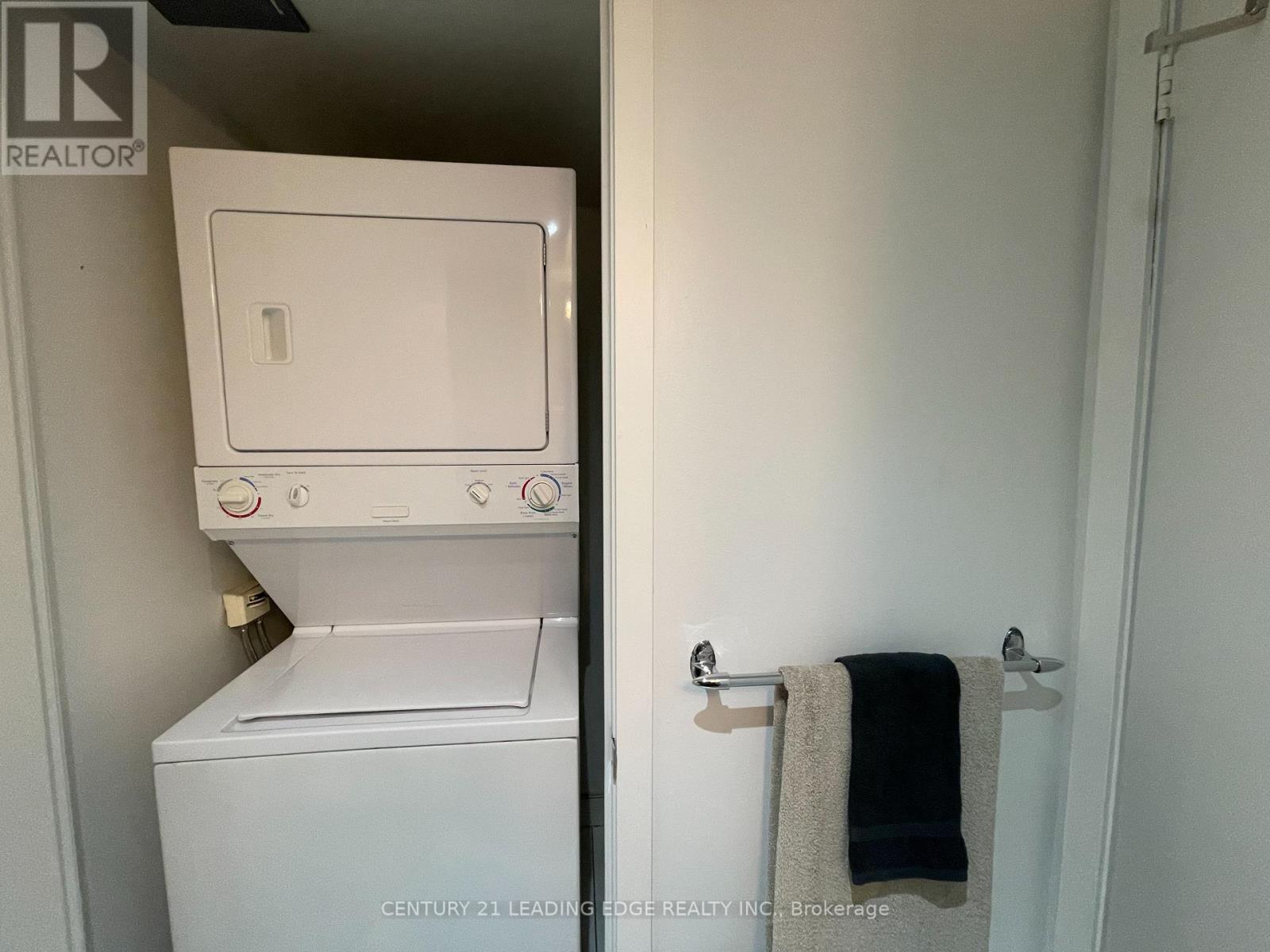 1209 - 8 Telegram Mews, Toronto, Ontario  M5V 3Z5 - Photo 18 - C12718030