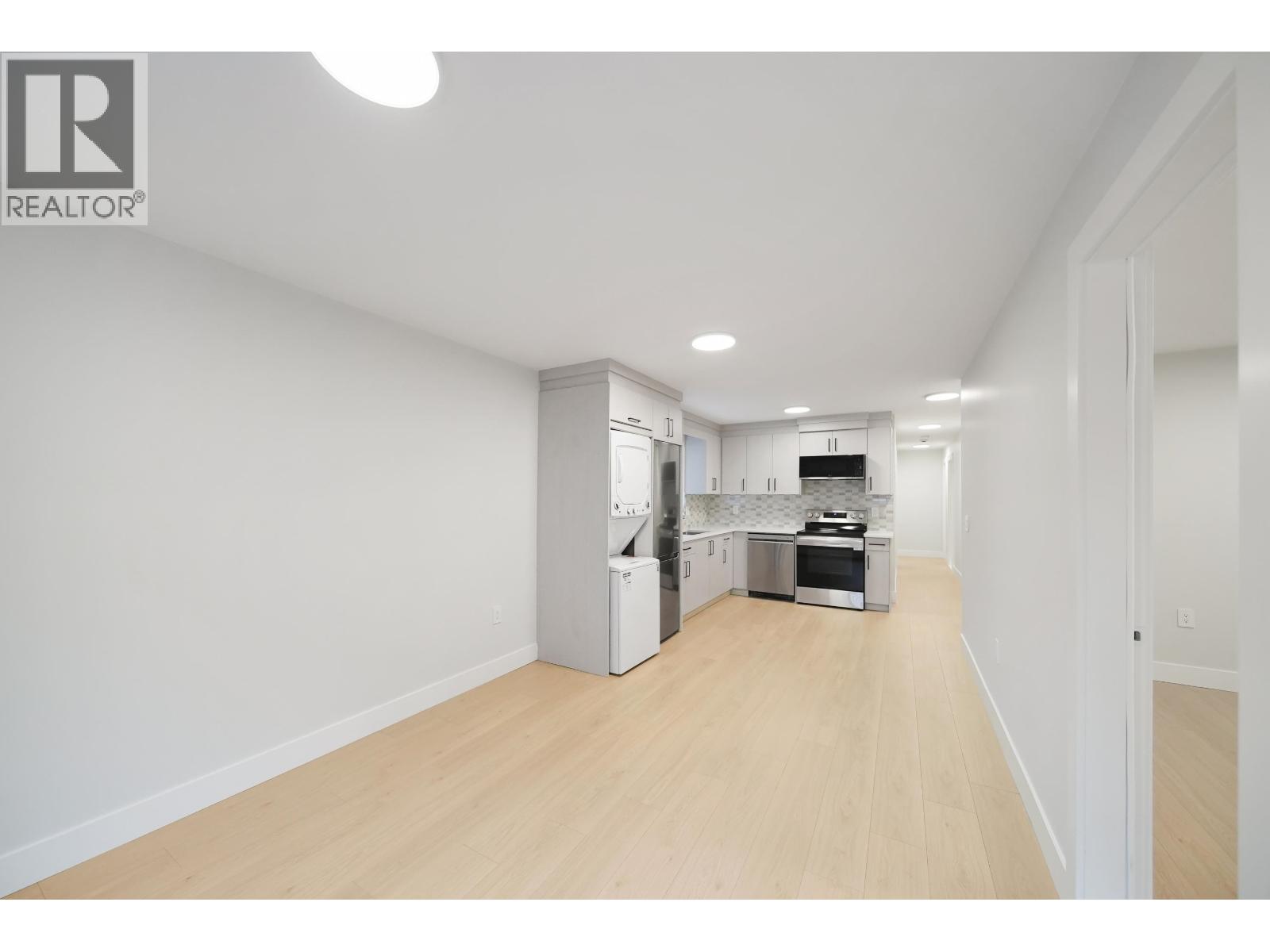 6926 Carnegie Street, Burnaby, British Columbia  V5B 1Y5 - Photo 21 - R3081394