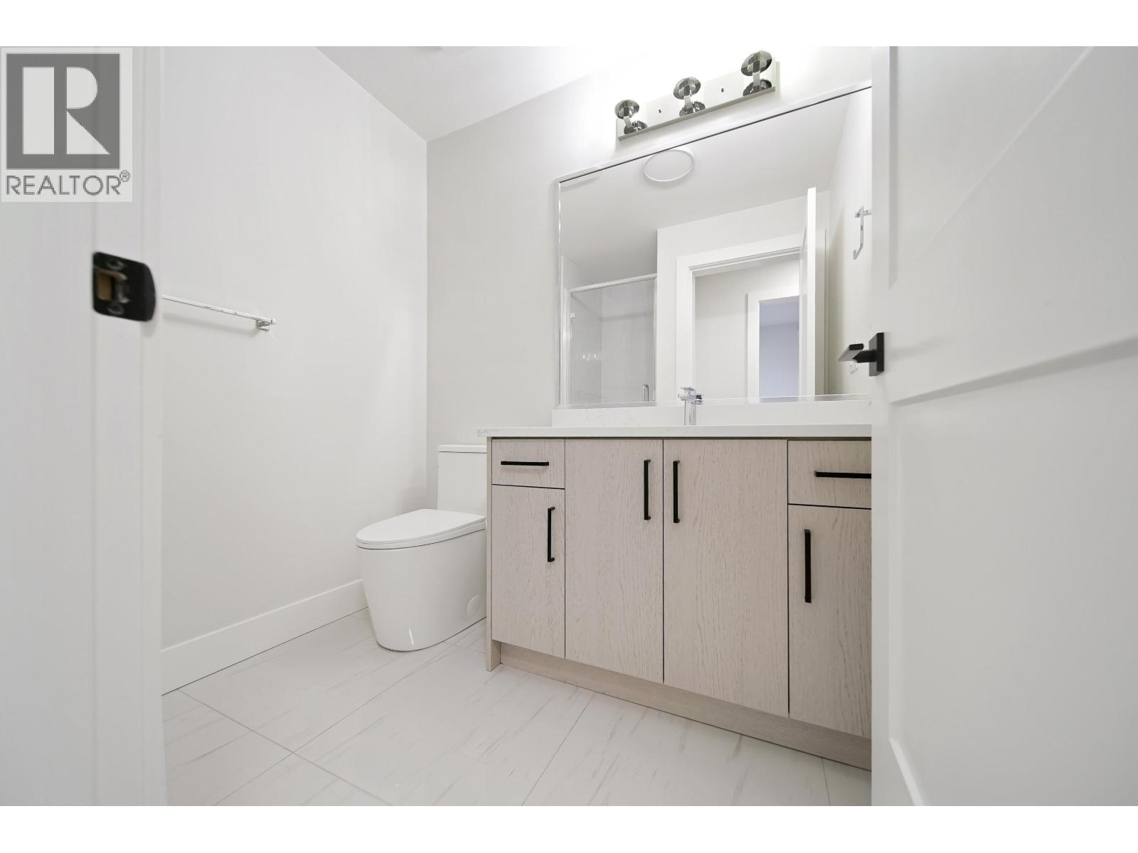 6926 Carnegie Street, Burnaby, British Columbia  V5B 1Y5 - Photo 24 - R3081394