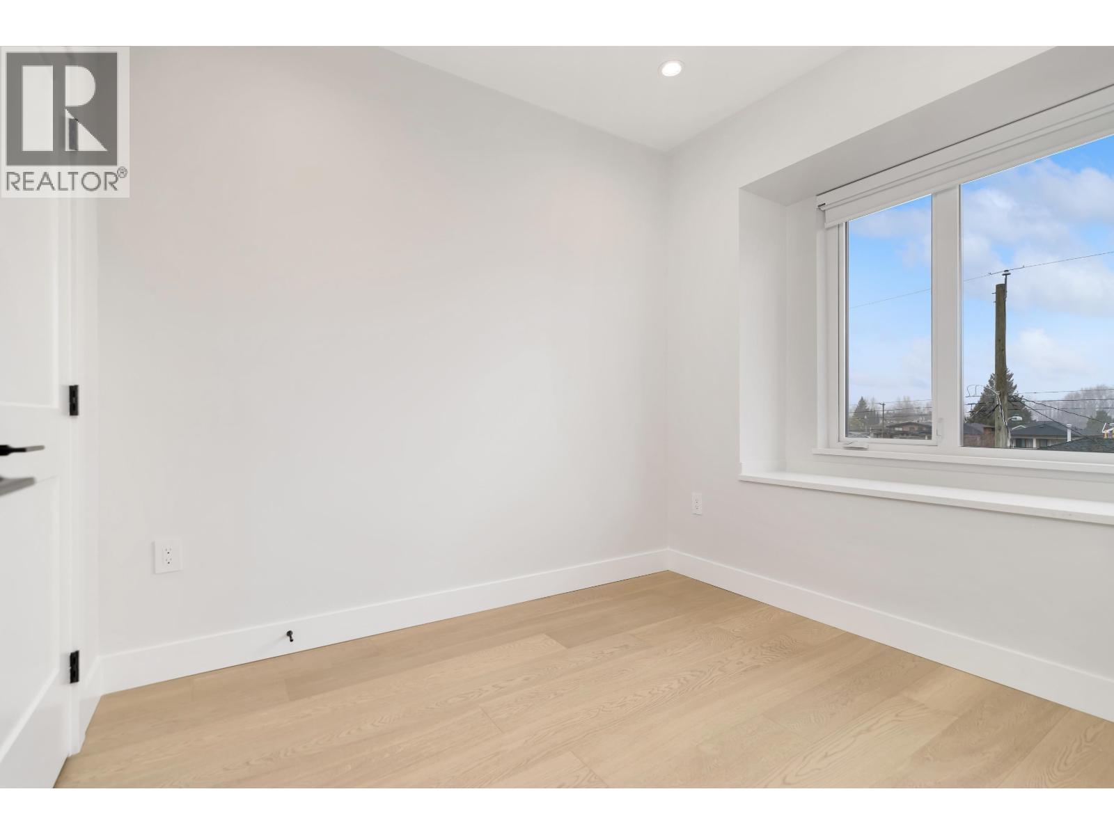 6926 Carnegie Street, Burnaby, British Columbia  V5B 1Y5 - Photo 19 - R3081394