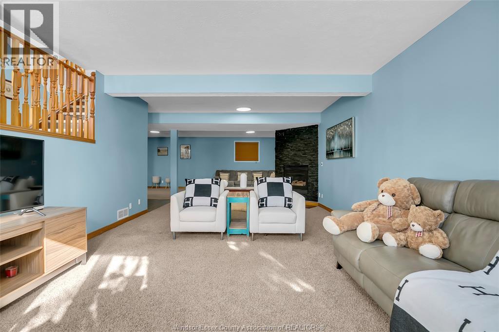 1656 Lyons Avenue, Lasalle, Ontario N9J 3K4 - Photo 30 - 26001668