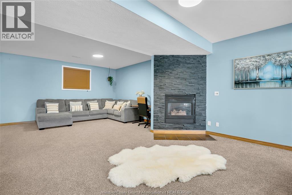 1656 Lyons Avenue, Lasalle, Ontario N9J 3K4 - Photo 31 - 26001668