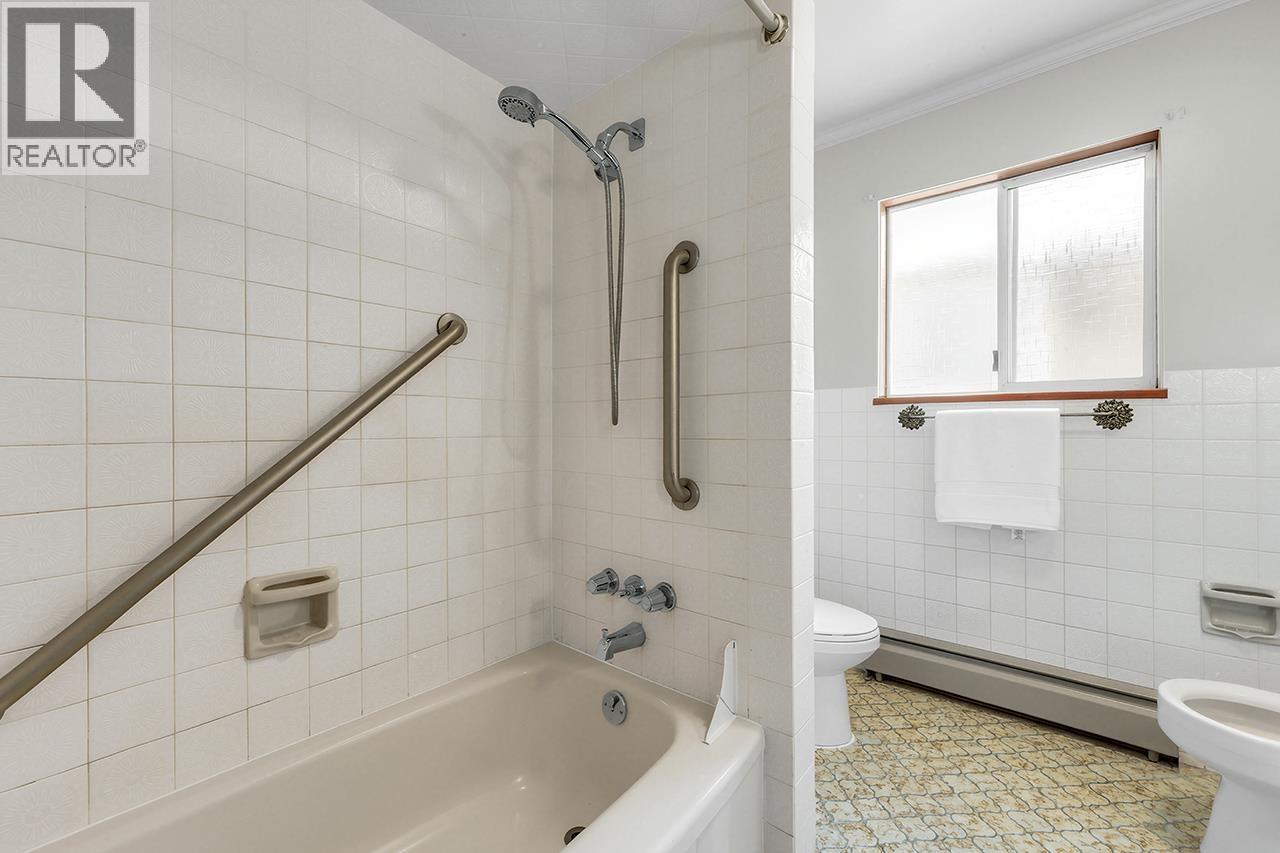 4710 Union Street, Burnaby, British Columbia  V5C 2Y4 - Photo 14 - R3080322