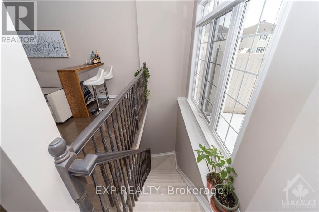 840 Kennacraig Private, Ottawa, Ontario  K2J 5T6 - Photo 5 - X12719276