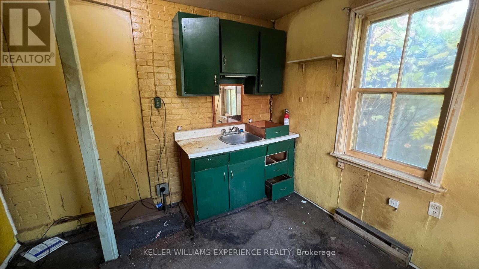 111 Beech Street, Collingwood, Ontario  L9Y 2T2 - Photo 3 - S12719156