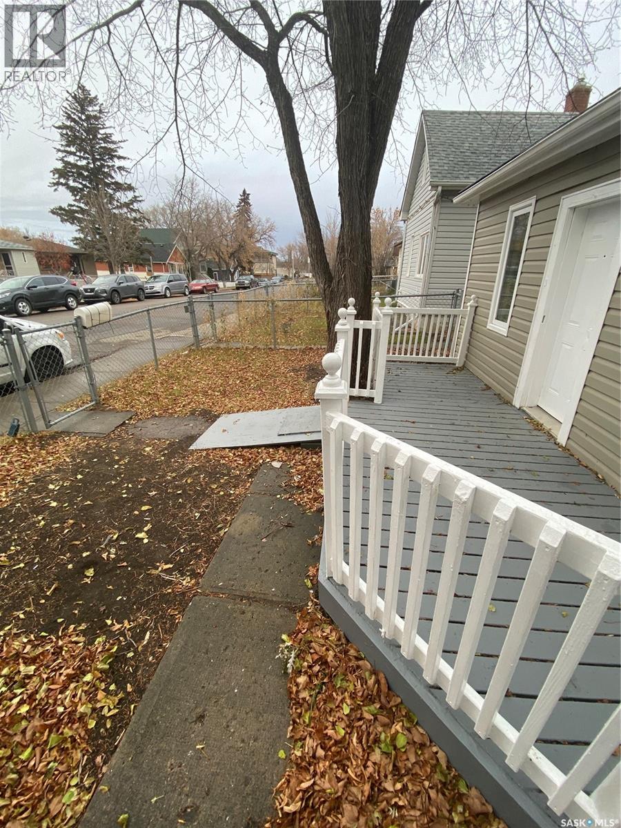 1945 Wallace Street, Regina, Saskatchewan  S4N 4A1 - Photo 17 - SK025761
