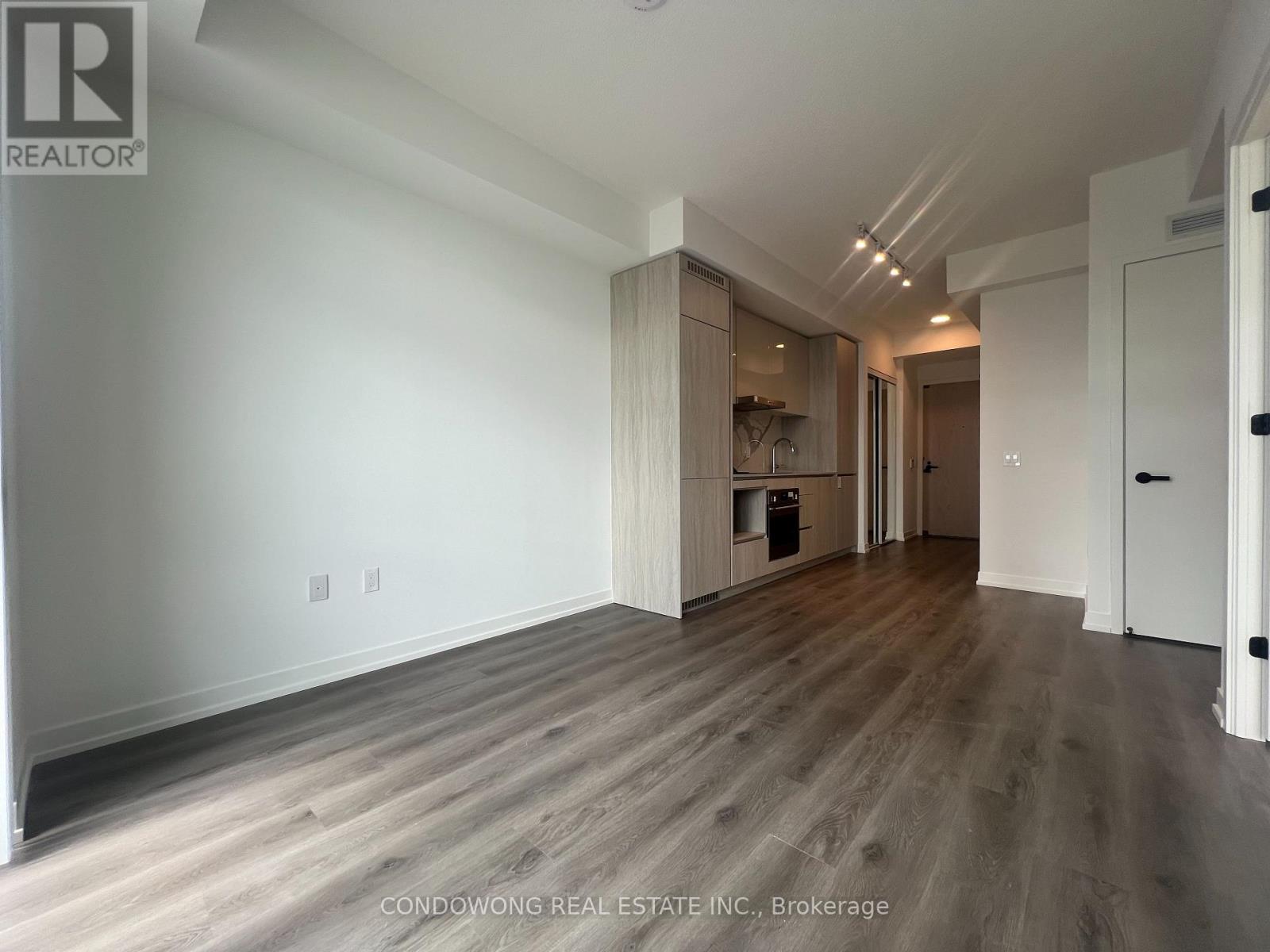 2601 - 28 Interchange Way, Vaughan, Ontario  L4K 0P8 - Photo 10 - N12719274