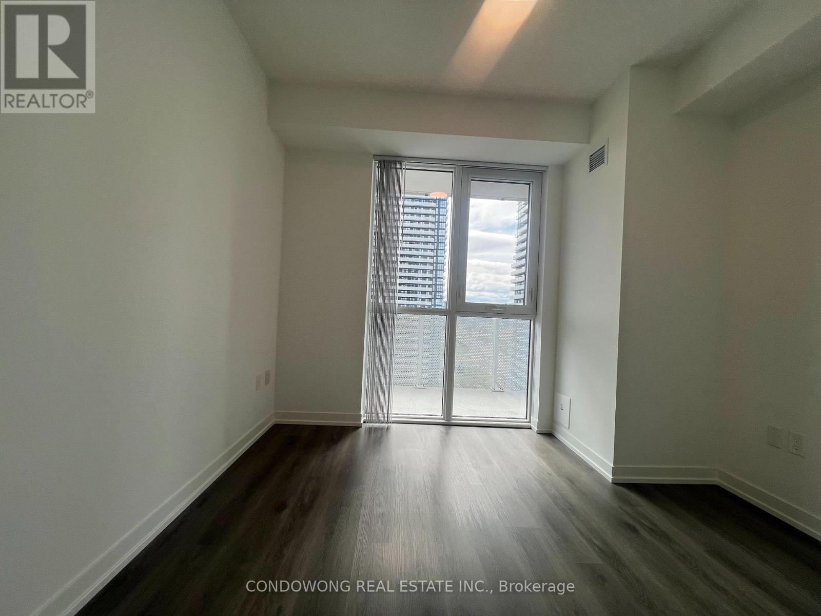 2601 - 28 Interchange Way, Vaughan, Ontario  L4K 0P8 - Photo 12 - N12719274