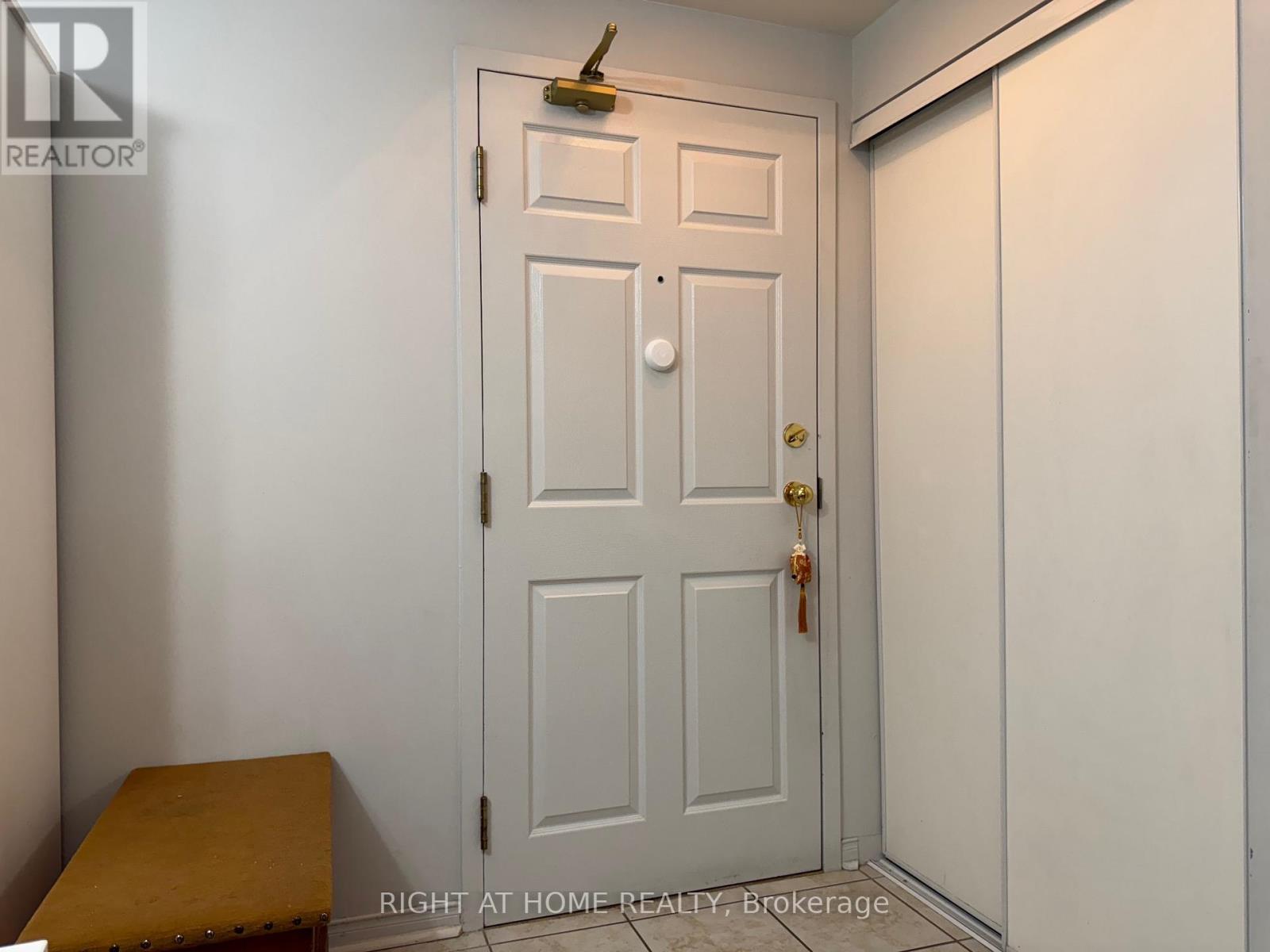 212 - 7378 Yonge Street, Vaughan, Ontario  L4J 8J1 - Photo 6 - N12719296