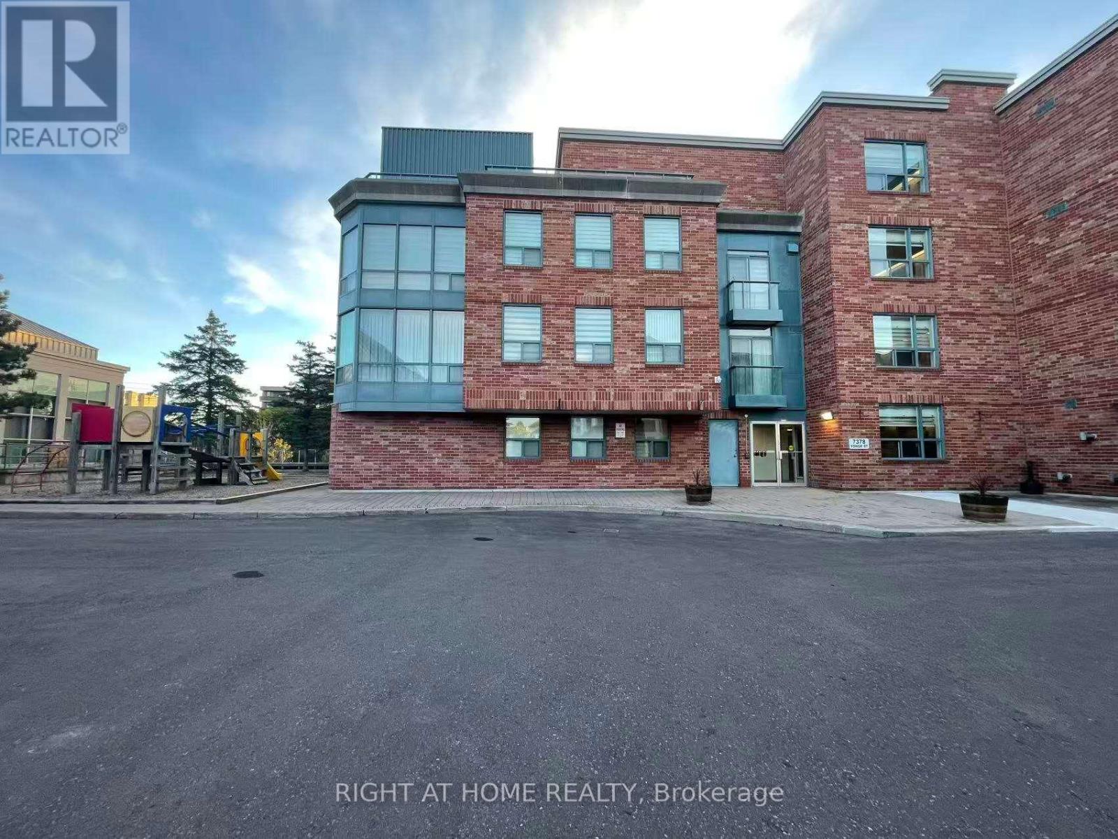 212 - 7378 Yonge Street, Vaughan, Ontario  L4J 8J1 - Photo 9 - N12719296