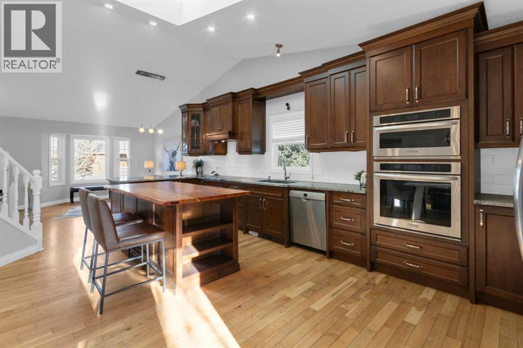 70 Edmund Way Se, Airdrie, Alberta  T4B 2G4 - Photo 3 - A2278744