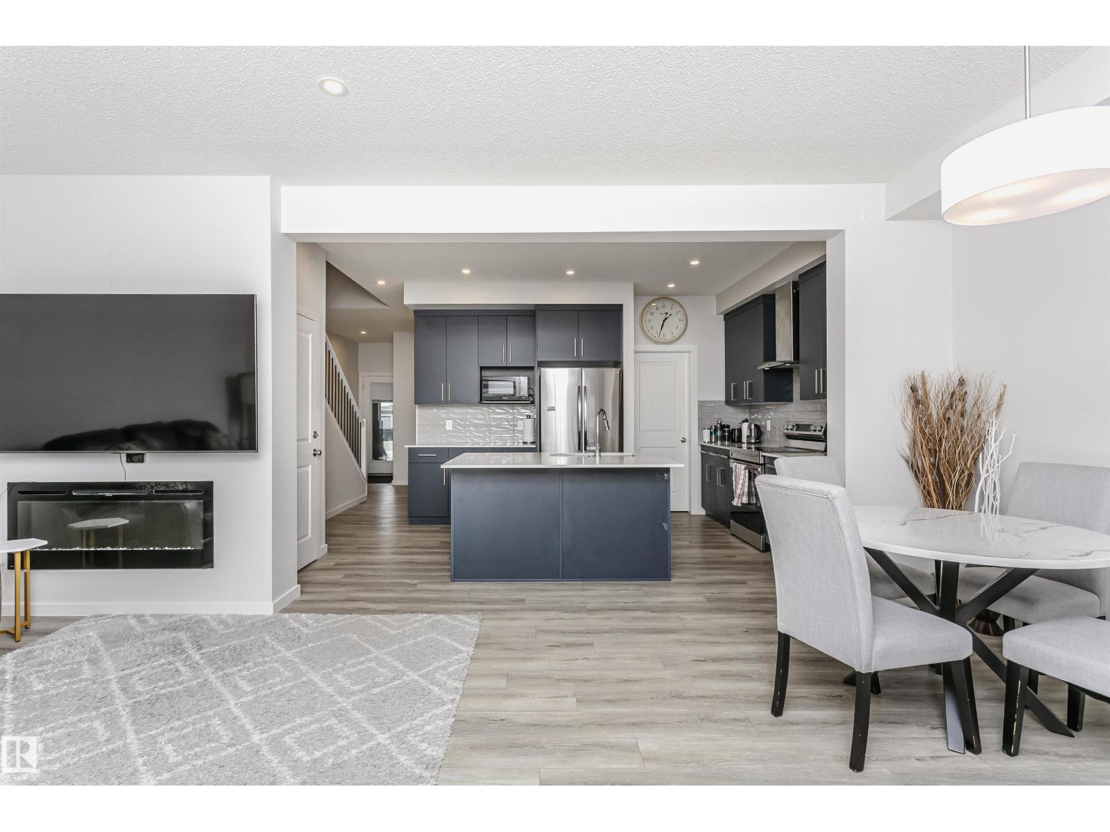 9421 Pear Cr Sw, Edmonton, Alberta  T6X 2Z5 - Photo 13 - E4470703