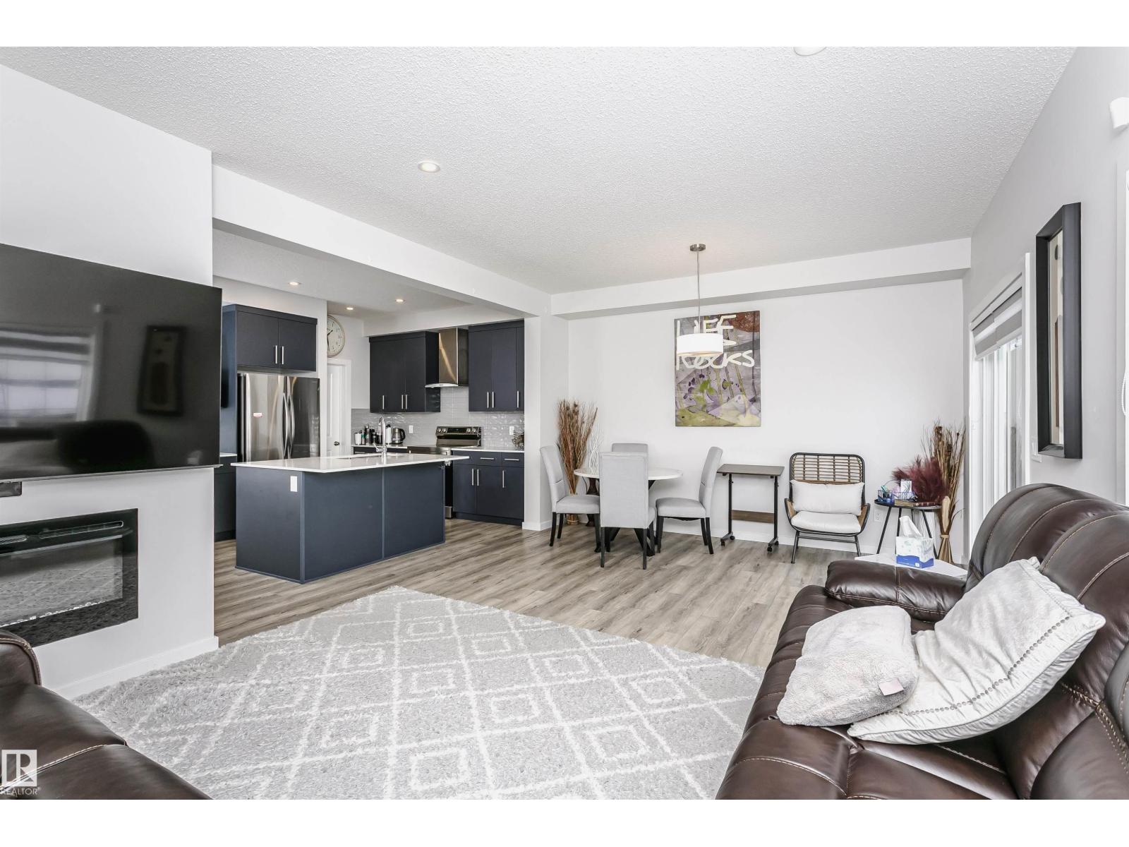 9421 Pear Cr Sw, Edmonton, Alberta  T6X 2Z5 - Photo 8 - E4470703