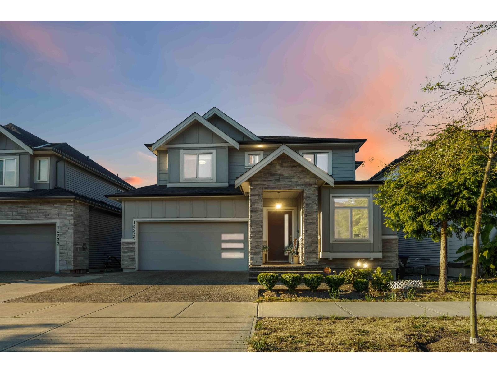 14239 61b Avenue, Surrey, British Columbia  V3X 0K5 - Photo 2 - R3082049