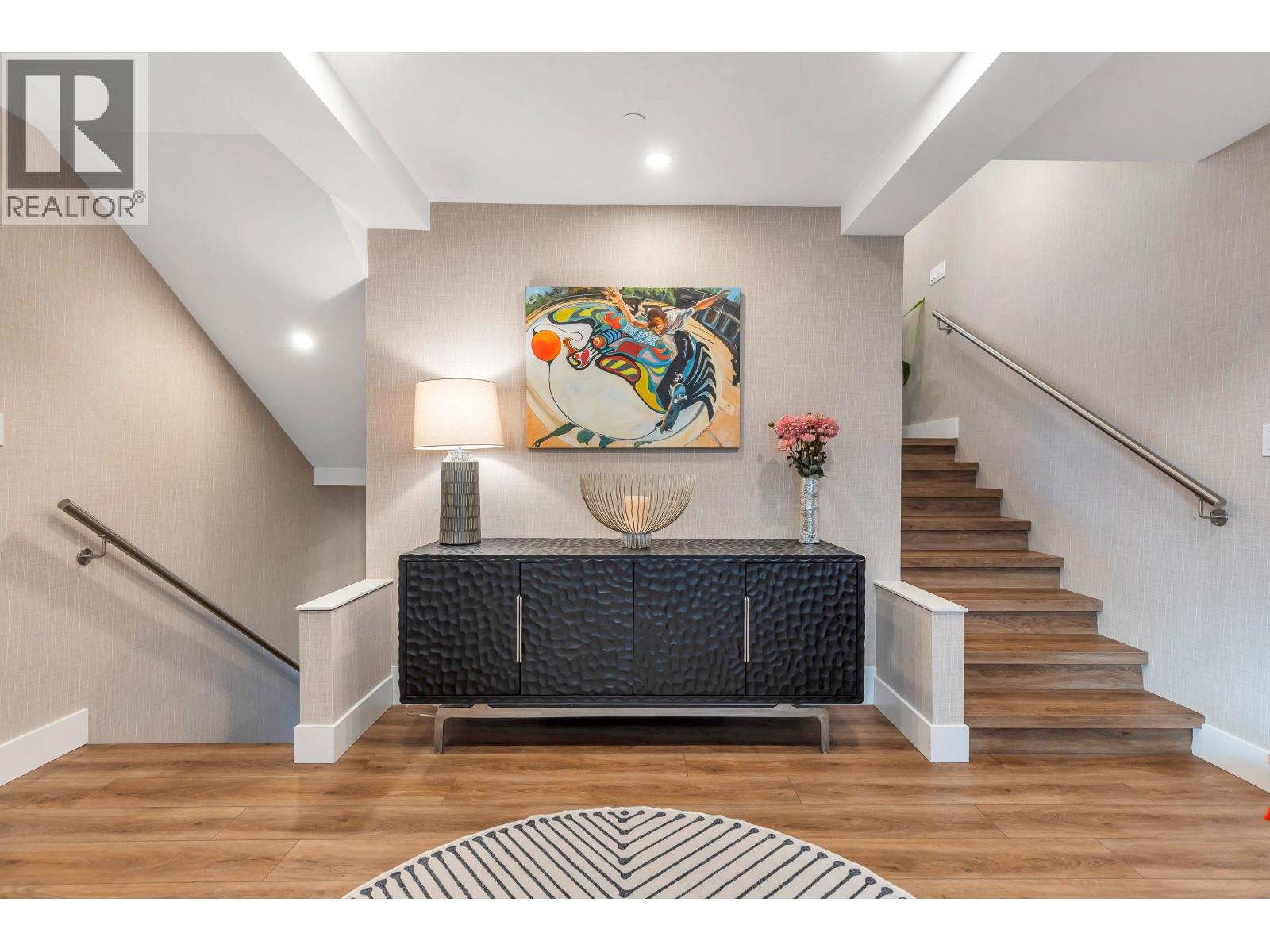 4 328 E 2nd Street, North Vancouver, British Columbia  V7L 1C7 - Photo 11 - R3082063