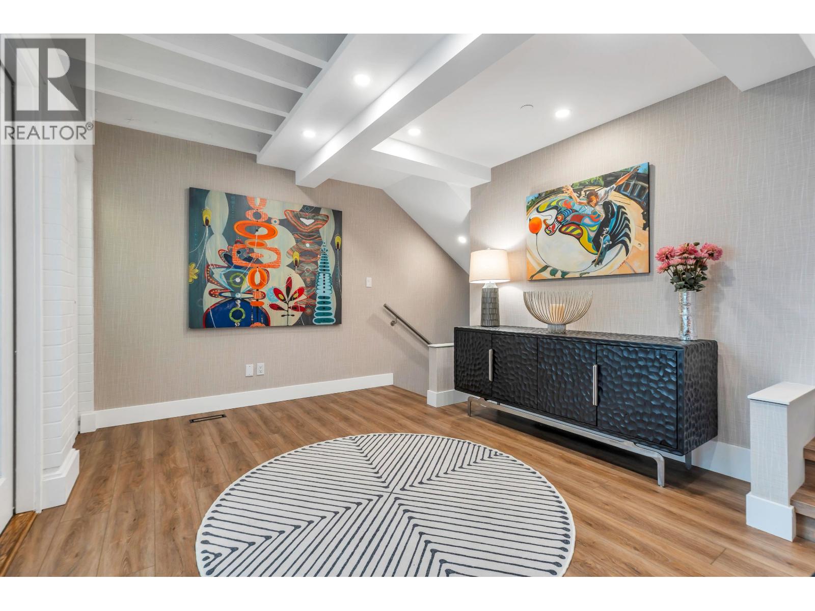 4 328 E 2nd Street, North Vancouver, British Columbia  V7L 1C7 - Photo 12 - R3082063