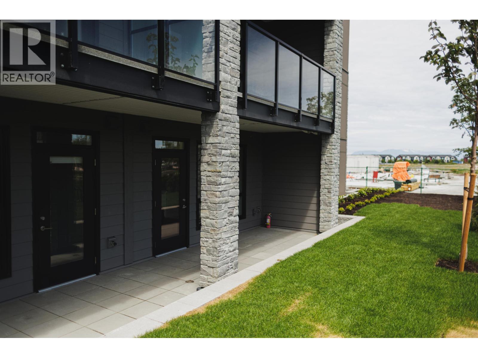 107 1942 Starling Drive, Tsawwassen, British Columbia  V4M 0H1 - Photo 1 - R3082151