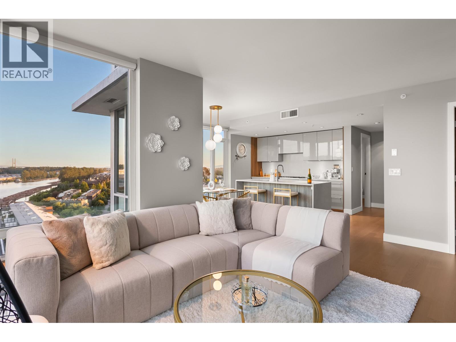 1208 210 Salter Street, New Westminster, British Columbia  V3M 0J9 - Photo 3 - R3082161